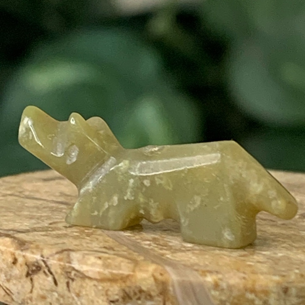 Native American Zuni Fox Wolf Fetish Bead Carved Stone Miniature Animal VTG .9" - Picture 2 of 12